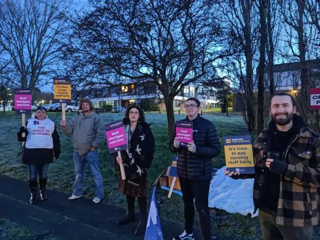 IW Green Party members at the RCN picket line