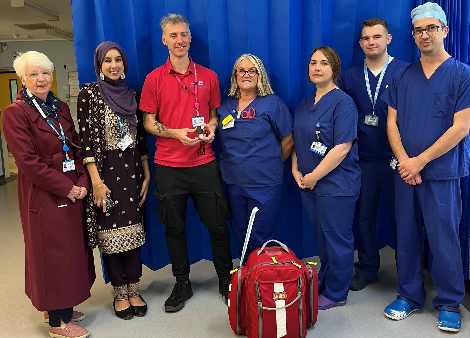 Lesley Myland - Chair of Trustees, Friends of St Mary’s Hospital, Jussna Mateen - Trainee Biomedical Scientist, Alex Paul - Snr Resuscitation Officer, Dawn Hall – ODP, Beth William-ODP, Dan Woodford Apprentice ODP & John Dunkinson – ODP