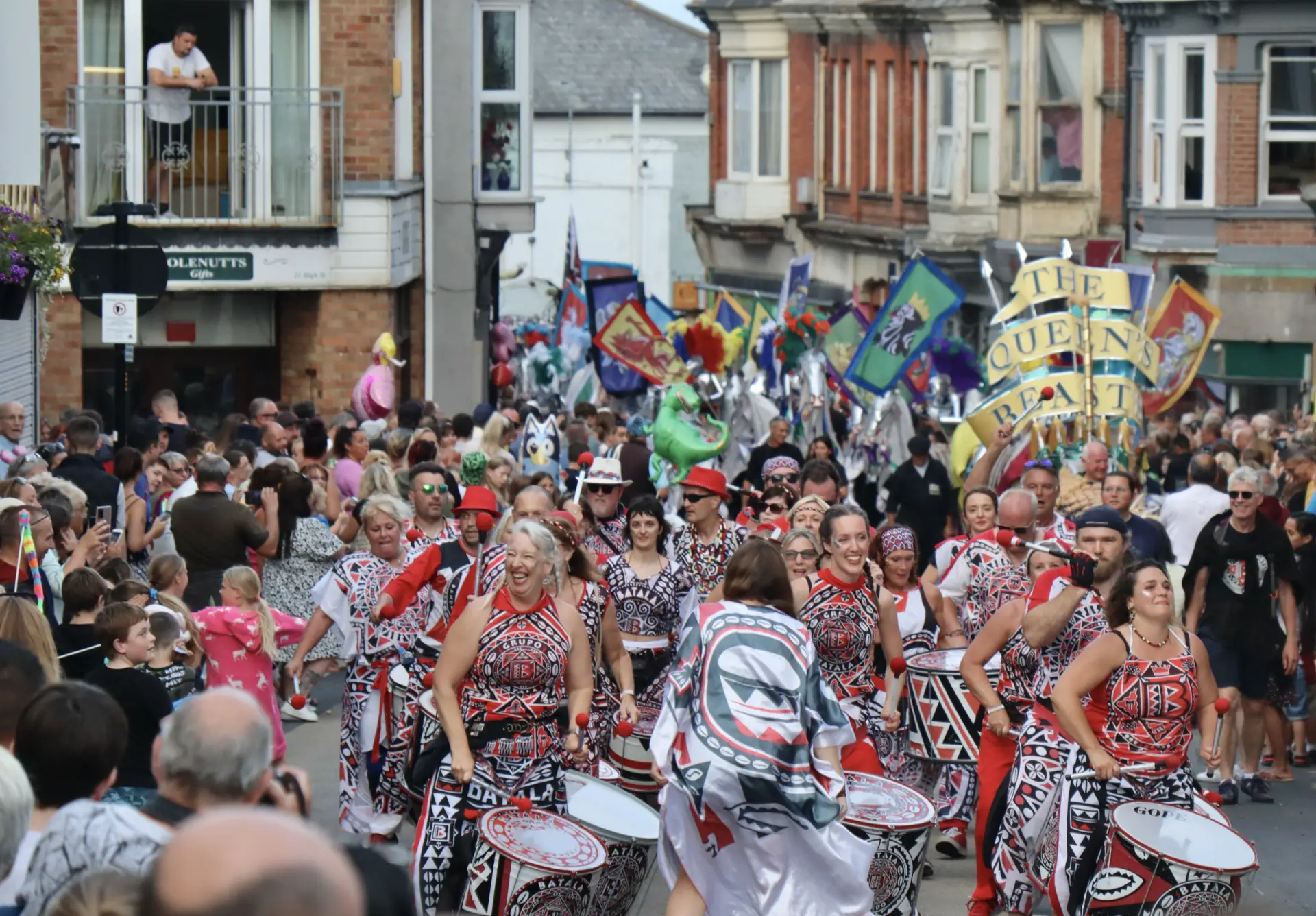 A packed High Street for Sandown Main Carnival in July - Sandown Carnival
