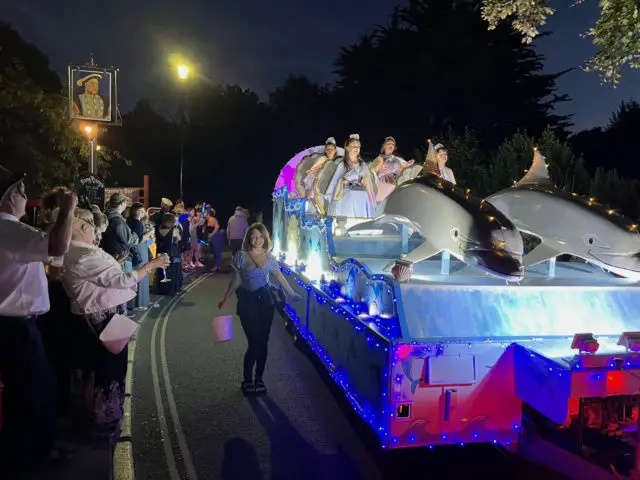 Sandown Carnival's prizewinning dolphin-themed float - Sandown Carnival