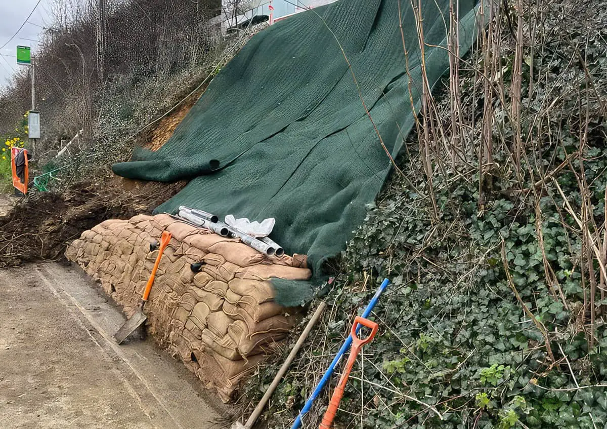 Wroxall landslip and temporary retaining wall