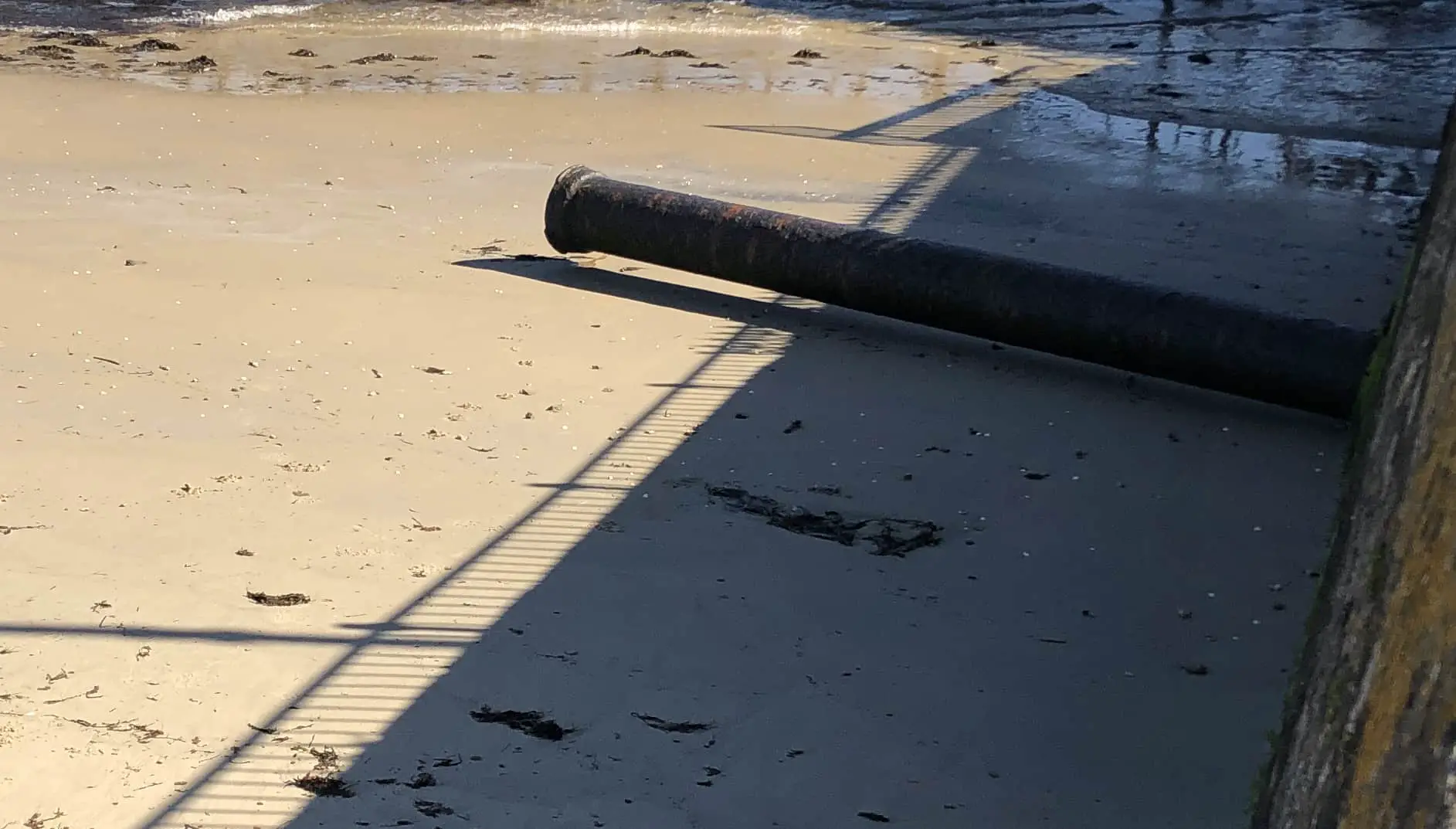 Storm Overflow pipe into the sea