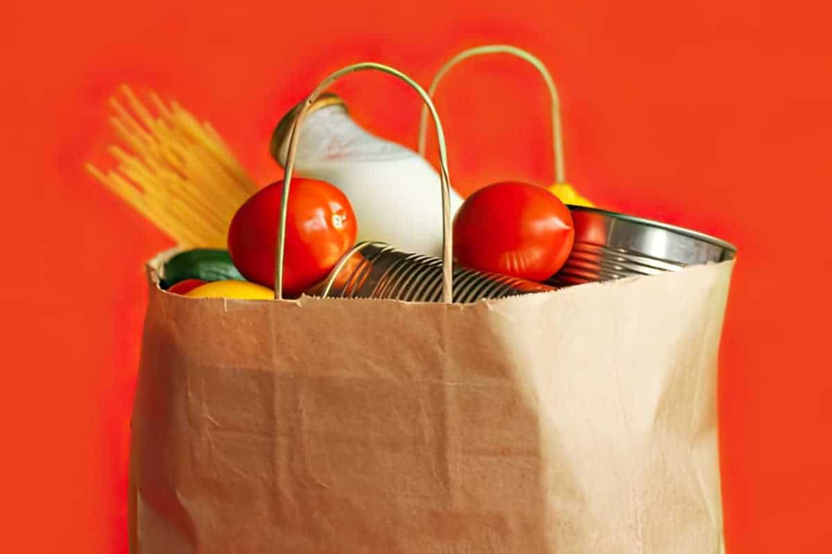 Shopping bag containing food
