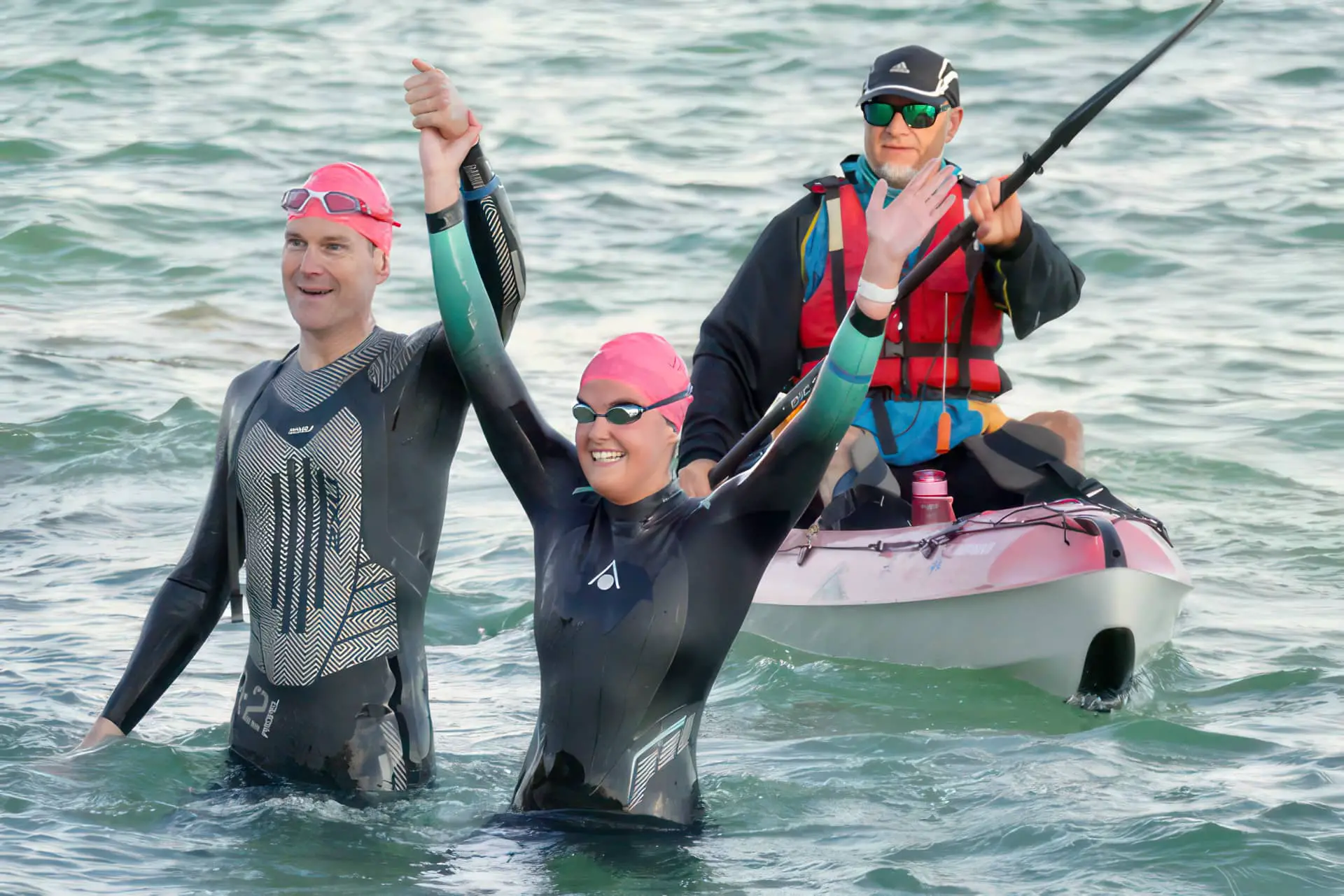 Solent Swim 2023 Finishers Lottie James and Charles Bagot Kayaker