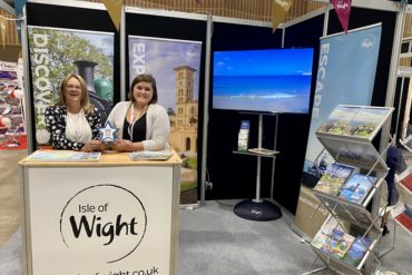 l-r Amanda Coleman and Amy Summers at the Group Leisure and Travel exhibition in Milton Keynes with Best UK Destination Award 2023