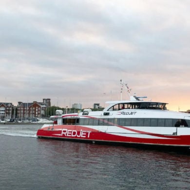 Red Jet Service leaving Southampton