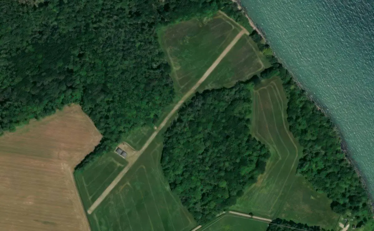 The site of the alleged airstrip at Barton Manor in 2023 © ESRI