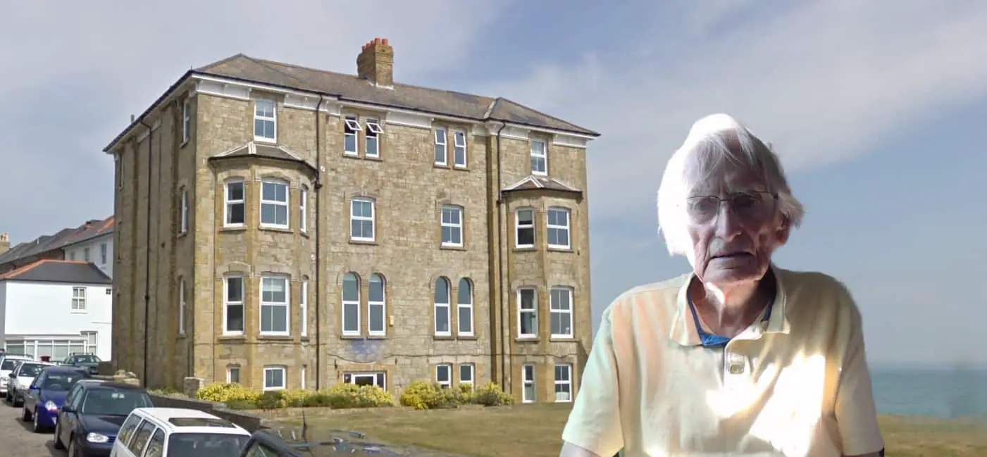 The Salisbury Gardens building from Google Maps 2009 with photo of David Bartlett placed on top