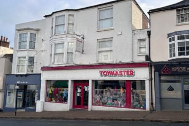 Toymaster on Union Street from the front