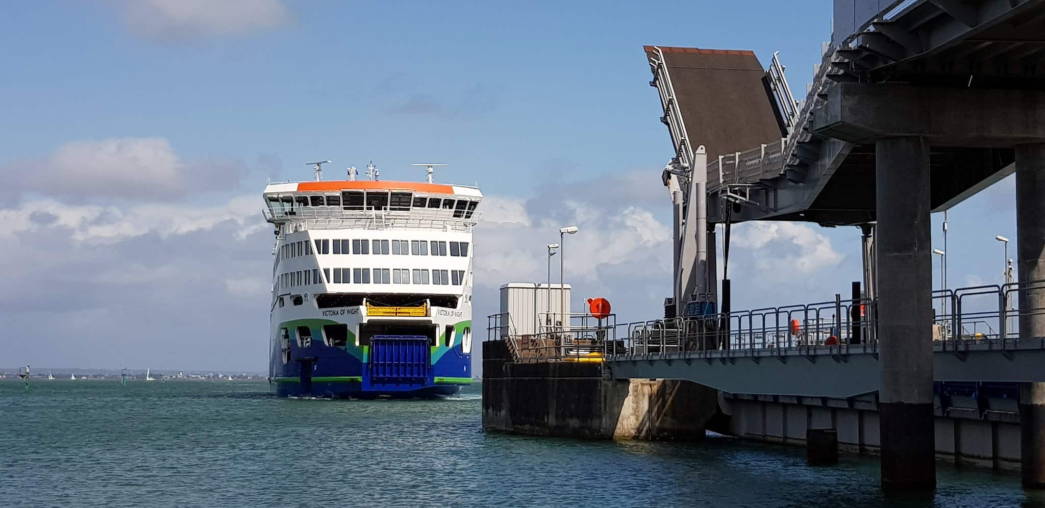 Victoria of Wight ferry docking
