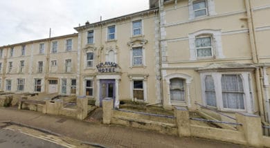 esplanade hotel on sandown high street