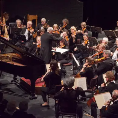 Isle of Wight Symphony Orchestra with Pianist Vic McLean