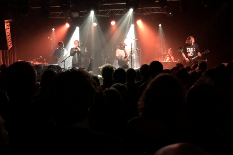 The Bees in stage in Brighton March 2024 - 6