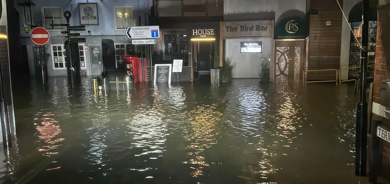 Flooding in Cowes - Paul Thorley