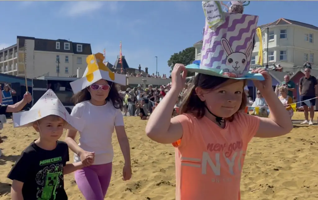 Parade of under-12s hats