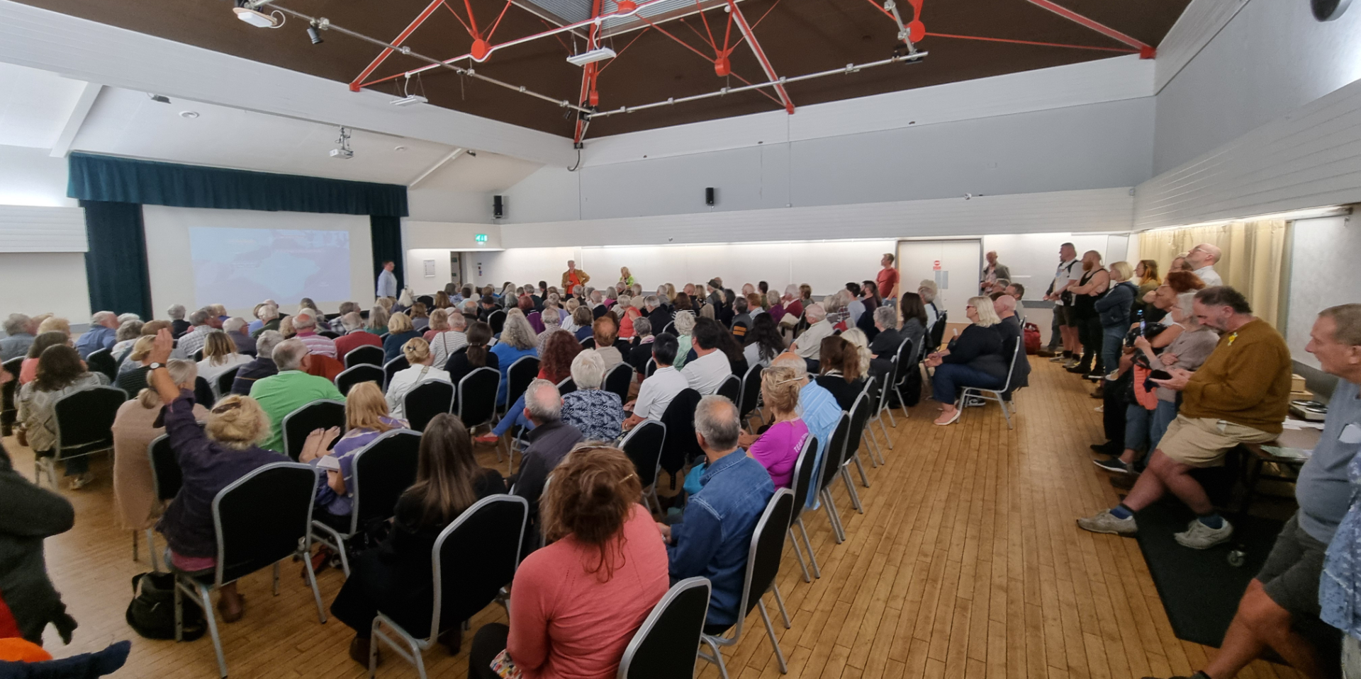 Standing room only at the say no to co2 pipeline meeting