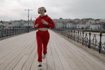 Zoe Portsmouth running on Ryde Pier