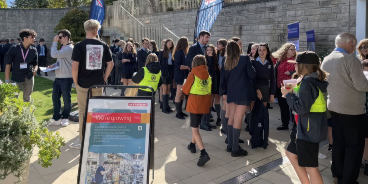 students at the RYS careers fair