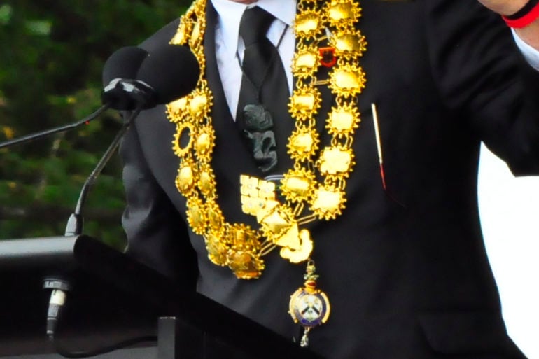 Lord Mayor of Christchurch wearing mayoral civic chain