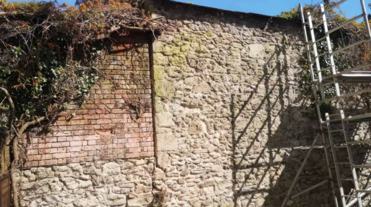 vectis hall wall that was demolished