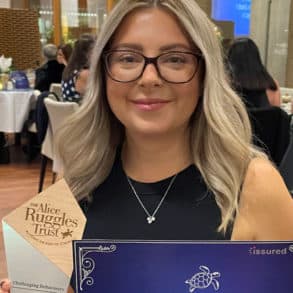 Layla with her award