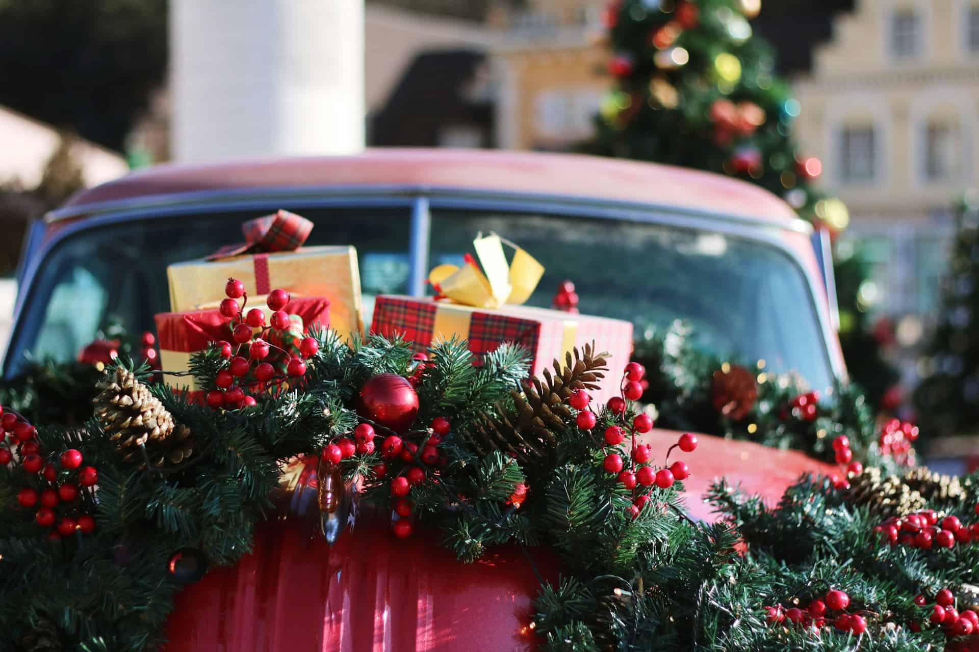 christmas decorations on a car