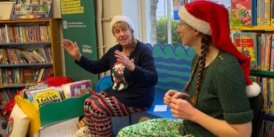 Sue Bailey and Holly Medland storytelling Cowes library 21st dec 24