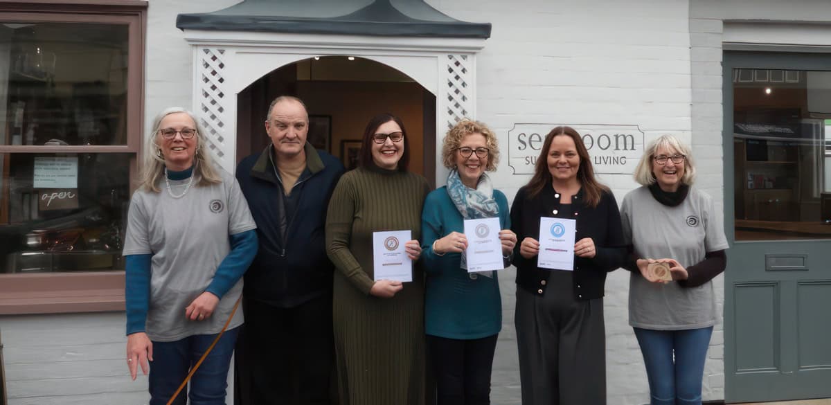 Ally de Trey, Martin Groom, Bembridge Parish Councillor with Sea room staff and Lindsey Newberry