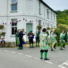 Mr Bakers Dozen morris side dancing at The Highdown 2024