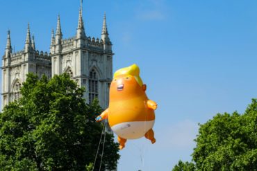 Trump as a baby balloon over parliament