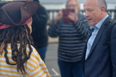 Ferry user group campaigner confronts Minister