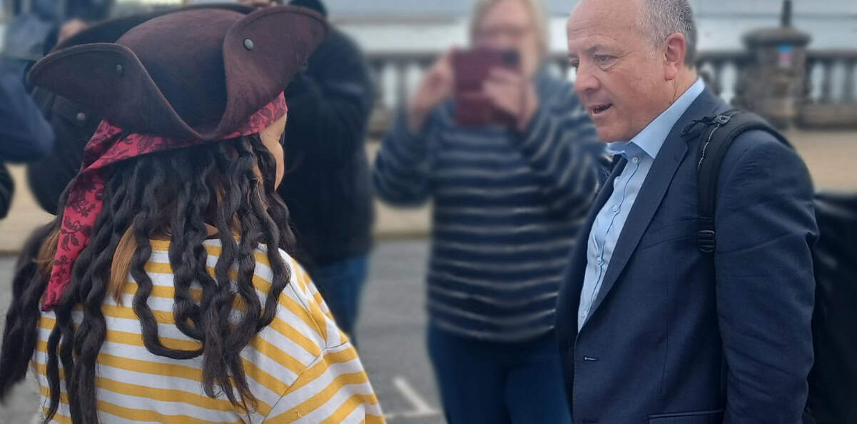 Ferry user group campaigner confronts Minister