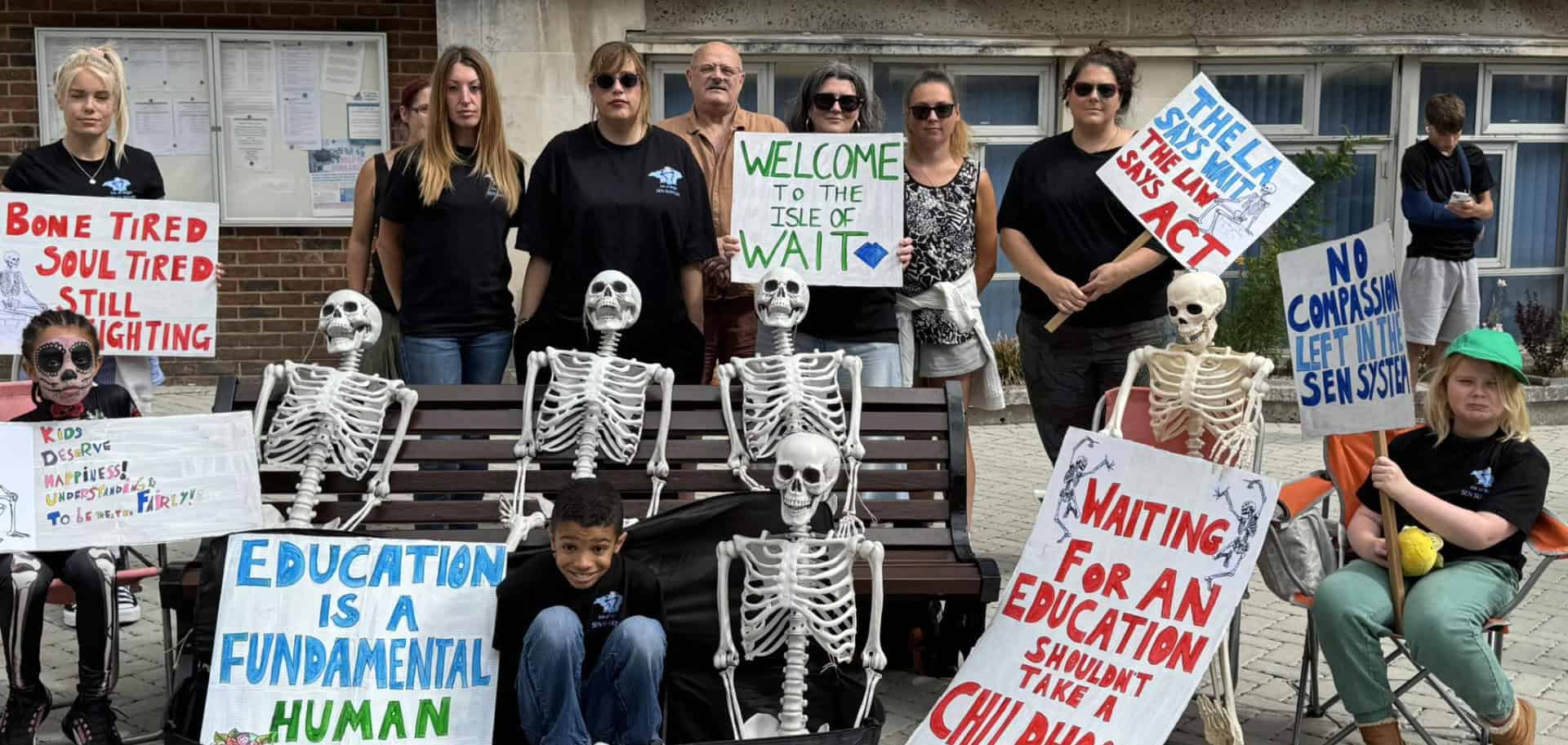 iow sen protesters outside county hall