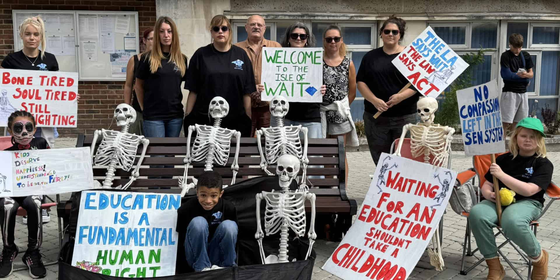 iow sen protesters outside county hall