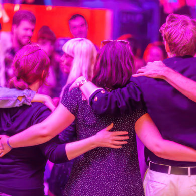 ventnor fringe family hugging at the end of the festival