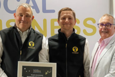 (left to right) – Darren Seward (Agent), Declan Stone (Account Handler) and another man