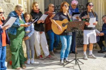 aspire singers outside Aspire Ryde