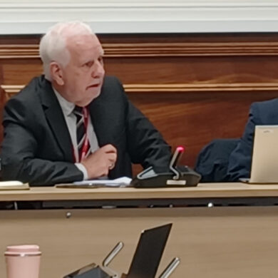 Richard Penn at IWC full council meeting Nov 2025
