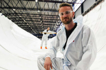 people working inside the blade mhi vestas