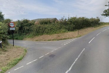 whitwell road, roud road junction -