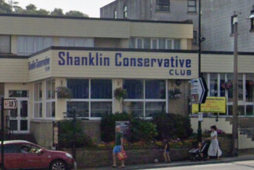 Shanklin con club