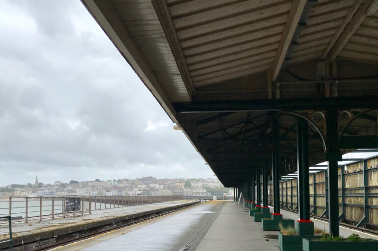 Ryde Pier Head train station canopy