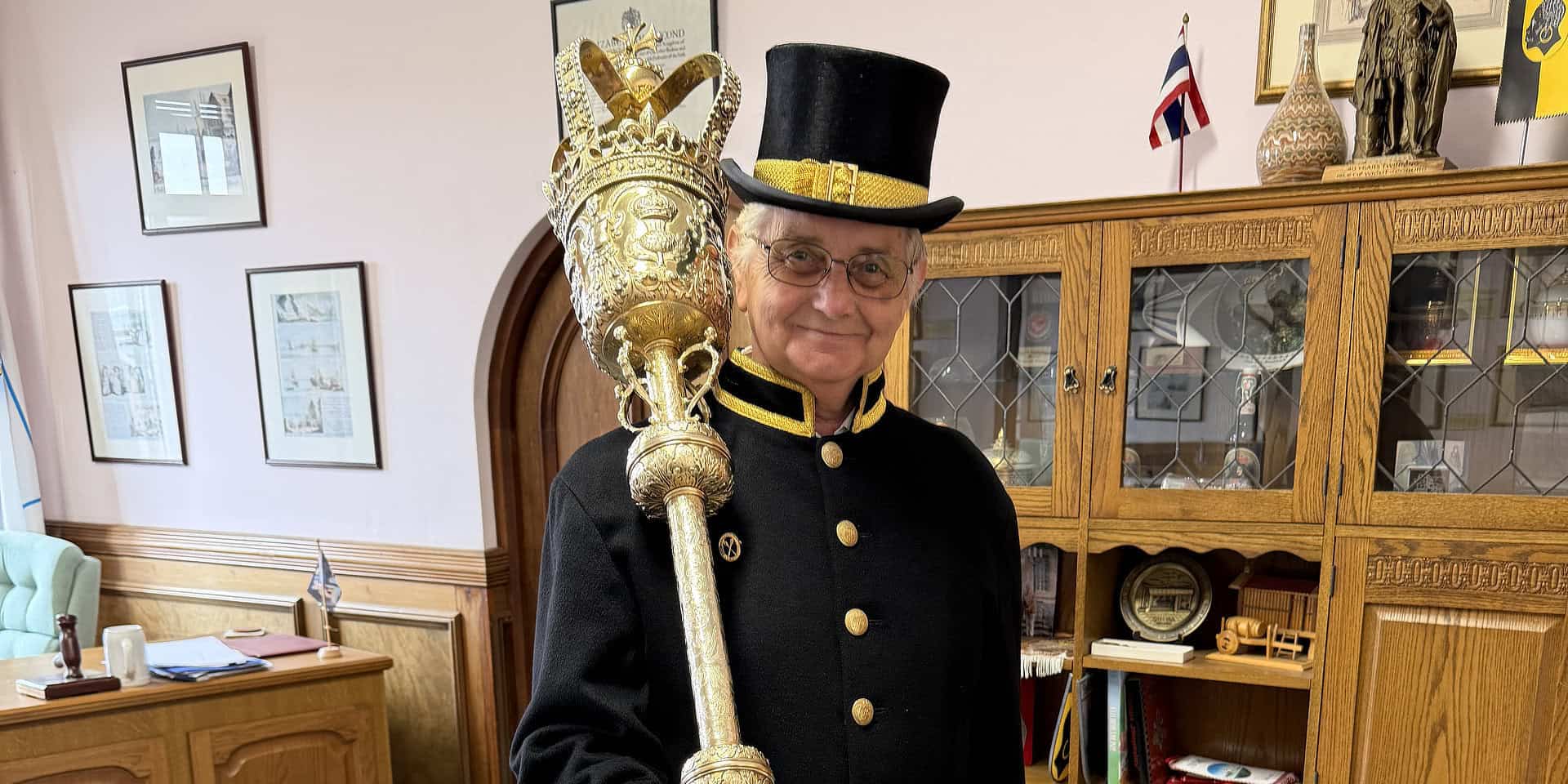 Steve Hammond with the Mace