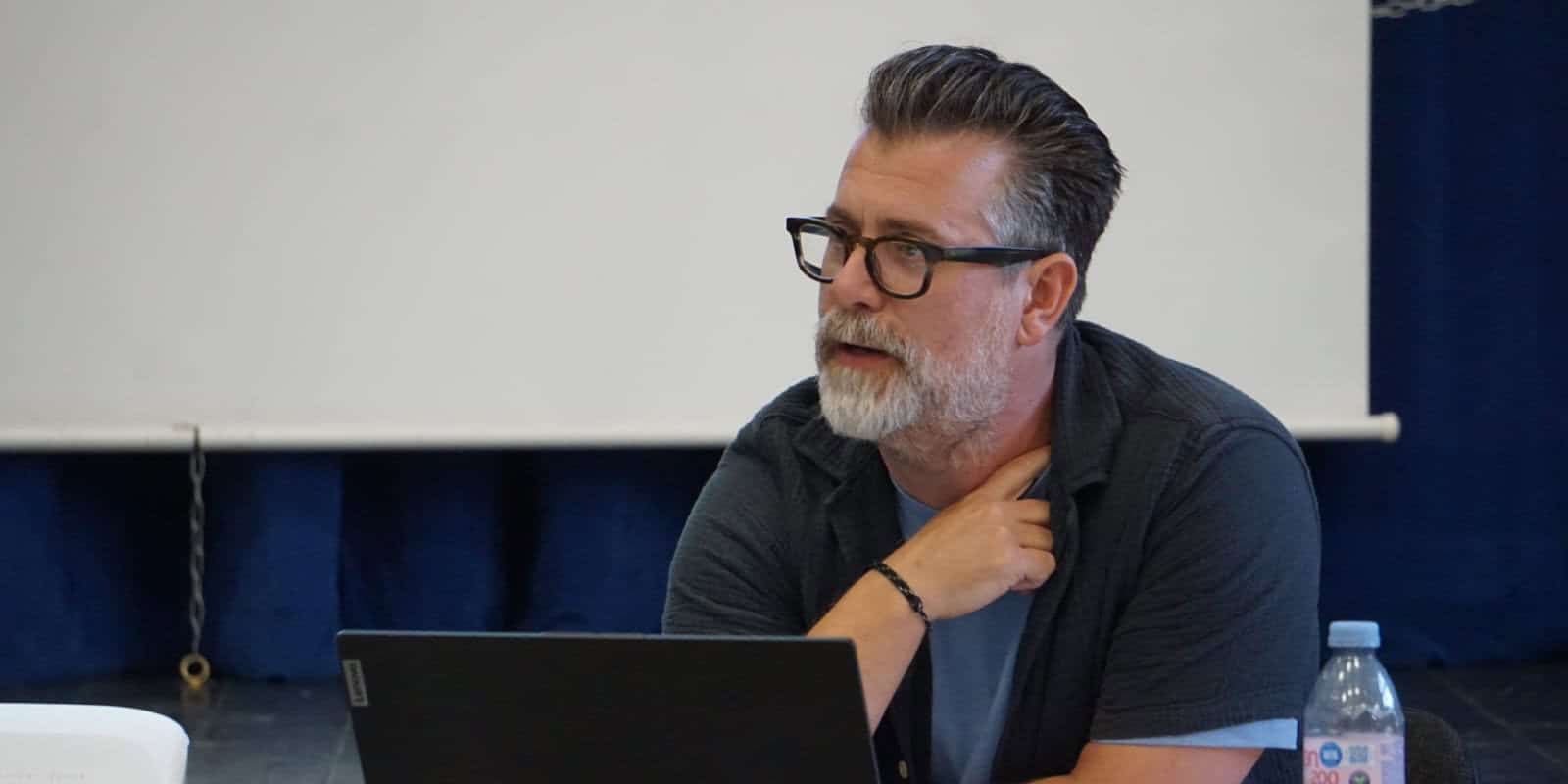 Mark Rochell in bembridge meeting