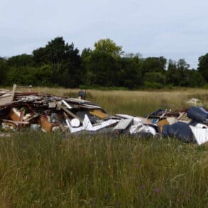 fly-tipping in countryside