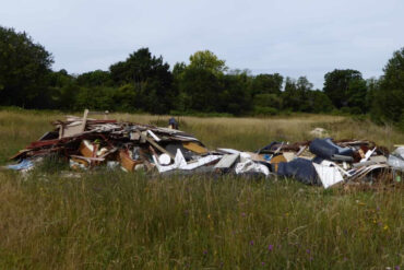 fly-tipping in countryside