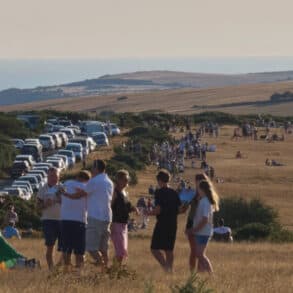Car chaos on Ventnor Down