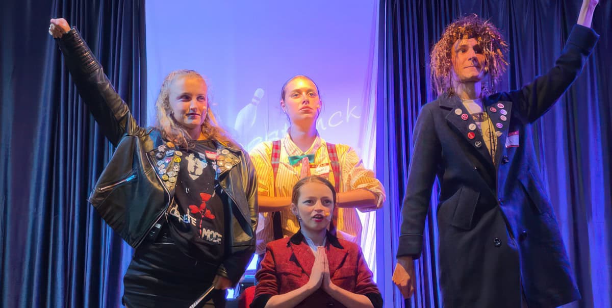 Sell-out crowd sees live theatre return to Brading after five years