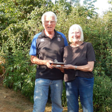 Bob and Jacquie with their trophy