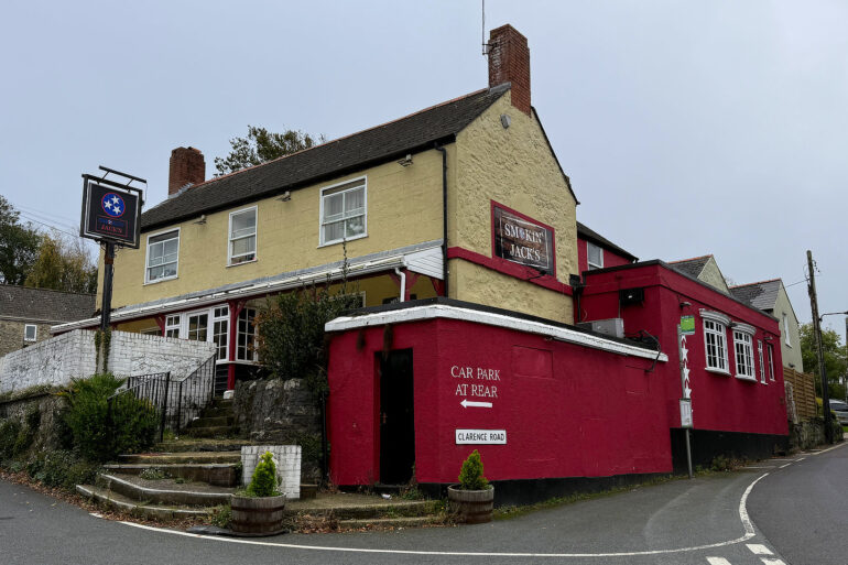 Wroxall pub